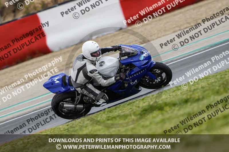 cadwell no limits trackday;cadwell park;cadwell park photographs;cadwell trackday photographs;enduro digital images;event digital images;eventdigitalimages;navarra;no limits trackdays;peter wileman photography;racing digital images;trackday digital images;trackday photos
